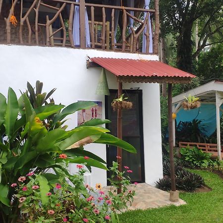 Sun House Rental Мамбахао Экстерьер фото